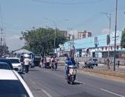 Motorizado sufrió caída en la Avenida Aragua