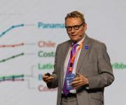 “Subir el salario mínimo suena bien pero realizar esta acción es de carácter populista”