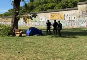 Operativo de la Policía en Montevideo /Trasladó a 160 personas que viven en la calle y levantó 8 toneladas de residuos