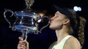 Elena Rybakina venció a Aryna Sabalenka y se consagró campeona del Abierto de Australia por primera vez