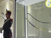 El sable del Libertador: dos increíbles robos y una cápsula de vidrio blindado que lo protege ahora