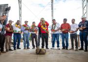 Gobernación de La Paz inicia obras de asfalto, riego y captación de agua en Chulumani