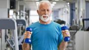Fuerza muscular y cerebro: la conexión que mejora la vejez