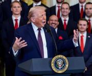 Trump ordena a Seguridad Nacional que esté al margen de protestas en ciudades demócratas