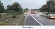 Fuerte tormenta cubre el Gran San Juan y Vialidad Nacional pide no circular hacia la Difunta Correa