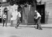Recuerdos fotográficos: 1935. Se extiende la práctica de fútbol en canchitas de adoquines