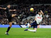 Tottenham de Cuti Romero le amargó el domingo al Manchester City de Pep Guardiola: el gol antológico de taco de Solanke