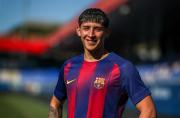 Patricio Pacífico fue presentado en el Barcelona para jugar en el equipo filial