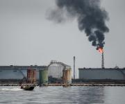 Exportaciones petroleras rebotan a 800.000 bpd en enero bajo el control de EE.UU.