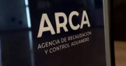 Enero cerró con una caída del 7,6% en la recaudación y preocupa a provincias y al Gobierno