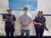 Arrestan a dos solicitados por despachos judiciales