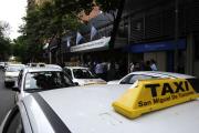 Plataformas de transporte: taxistas de la Capital organizan una manifestación para el jueves