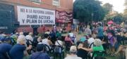 Asamblea en Parque Lezama lanza convocatoria unitaria contra la reforma laboral