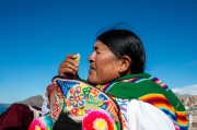Día Mundial de los Humedales: Mujeres lideresas ponen el centro la cosmovisión andina para la defensa del Titicaca