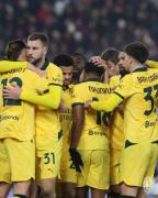 Fútbol Italiano /Milan ganó y quedó a 5 puntos del líder