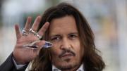 Irreconocible: Comparten imagen del actor Johnny Depp en un set de rodaje para su próxima película