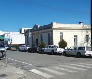 Puso a la venta un trailer en Santa Catalina, a través de las redes sociales, acordó con un comprador que lo levantó, todavía espera el pago