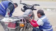 Mototaxistas denuncian gastos de hasta Bs 400 por fallas mecánicas y bloquean carreteras en el norte