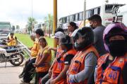 Mototaxistas dan cuarto intermedio de 30 minutos en los bloqueos de la ruta al norte cruceño