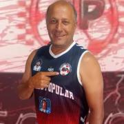 El Chilavert de la Liga Amateur Platense: con 113 goles, Sergio Acuña seguirá jugando y va por la temporada 28