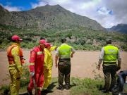 Recuperan dos cuerpos arrastrados por ríos en Cochabamba y Chuquisaca; buscan a un niño desaparecido