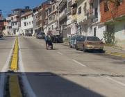 Grieta en la subida de El Teleférico causa daños a vehículos