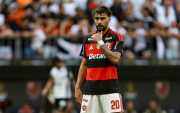 Flamengo no pasa del empate ante el Inter y lleva cuatro partidos sin ganar