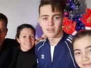 Llegó a la casa de su hermano y encontró a toda la familia muerta, con la mesa servida