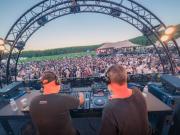 Así fue Walüng, el festival que comenzó con una mesa y un mantel y recaudó 16 millones para combatir los incendios en la Patagonia