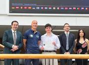 Formado en la escuela pública, con 20 años alcanzó una de las becas más difíciles del mundo