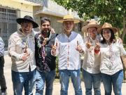Adrián Oliva celebra Compadres en Tarija junto al presidente Rodrigo Paz y Luciana Campero