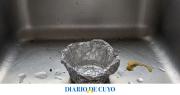 Por qué el papel aluminio podría salvar el desagüe de tu cocina