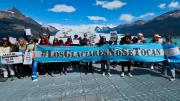 Abrazo simbólico al glaciar Perito Moreno