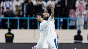 Karim Benzema debutó con tres goles en Al Hilal, Darwin Núñez no estuvo ni en el banco y Gustavo Tejera fue el juez