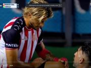 Rodrigo Insua salió en llamas tras el primer tiempo en Barracas Central vs Temperley y rompió un vidrio de un puñetazo