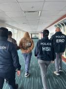 Llega a Ecuador hombre buscado por un asesinato en Naranjal tras ser deportado de EE. UU.