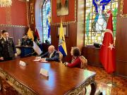 Ecuador y Turquía firman acuerdo de cooperación militar frente a la crisis de seguridad