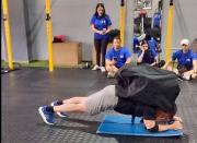 Neurocirujano Fernando Bellera, va por el tercer Récord Guinness