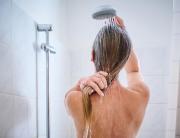 Esta es la parte del cuerpo que hay que lavar primero al bañarse, según los expertos