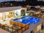 Conmoción en Brasil: una madre y su hijo mueren en una piscina por culpa de una guirnalda de luces