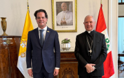 Embajador Navarro se reunió con Nuncio Papal: Que Dios bendiga los Estados Unidos y al Perú