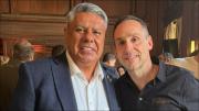 Claudio Chiqui Tapia en la previa del Super Bowl: la foto que desató críticas y encuentro con un polémico empresario vinculado a Jeffrey Epstein