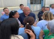 Jorge Rodríguez visita Zona 7 en Boleíta y promete a familiares de presos la excarcelación de sus seres queridos (+Video)