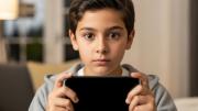 Los siete riesgos de ciberseguridad que enfrentan los chicos durante las vacaciones en casa