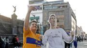 Aficionados festejaron cumpleaños de Cristiano Ronaldo con un Siuuu colectivo