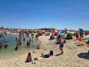 Pasar un día en la hermosa Punta Perdices, el Caribe patagónico que cruje bajo tus pies