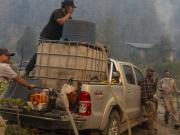El rescate de turistas más grande y la ilegalidad que salvó decenas de casas de los incendios en El Bolsón