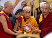 El dalái lama nunca se reunió con Epstein, afirma su oficina