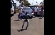 El futuro llega a Maracaibo: Un robot sorprende
