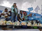 Con caravana y acto público, Juan Carlos Valles inicia campaña por la reelección a la Alcaldía